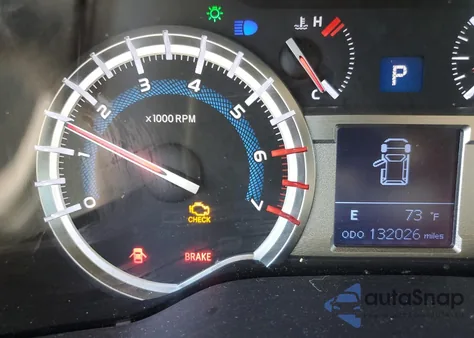 2018 Toyota 4Runner Sr5/Sr5 Premium z USA, uszkodzony, nr VIN JTEBU5JR6J5508738